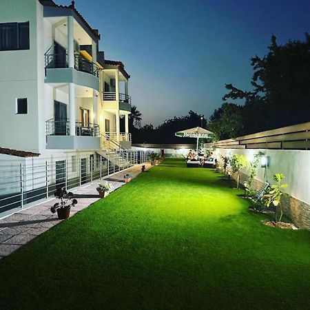 Sun Day Apartments Free Airport Shuttle Artemida  Esterno foto
