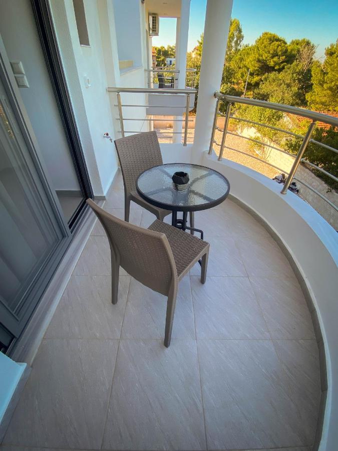 Sun Day Apartments Free Airport Shuttle Artemida  Esterno foto