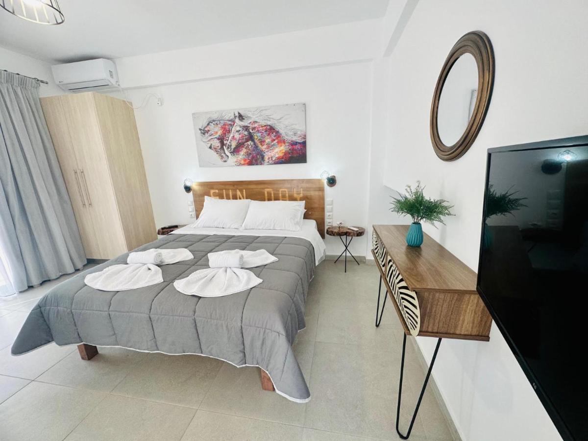Sun Day Apartments Free Airport Shuttle Artemida  Esterno foto