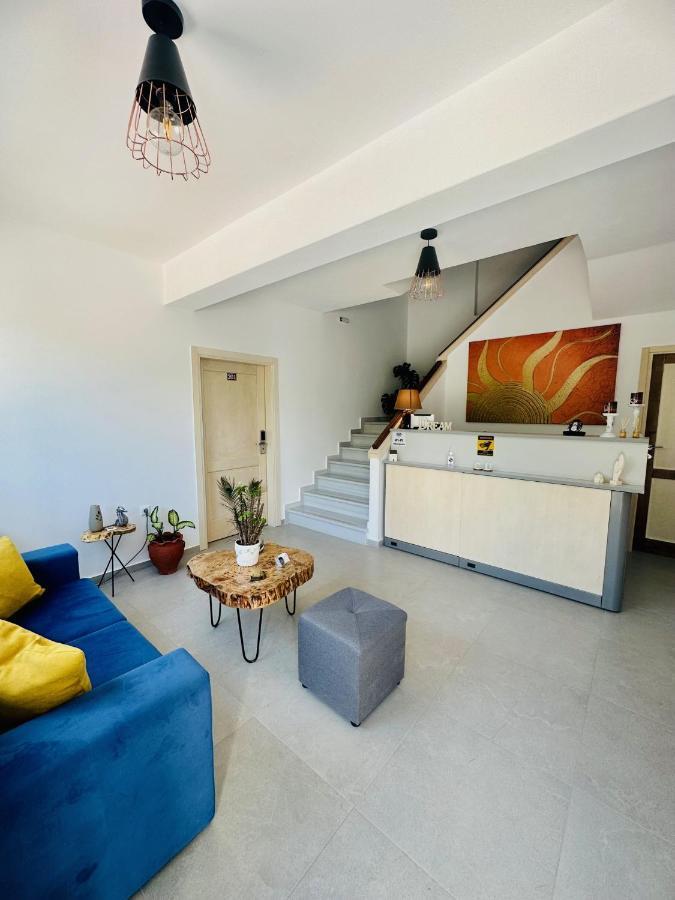 Sun Day Apartments Free Airport Shuttle Artemida  Esterno foto