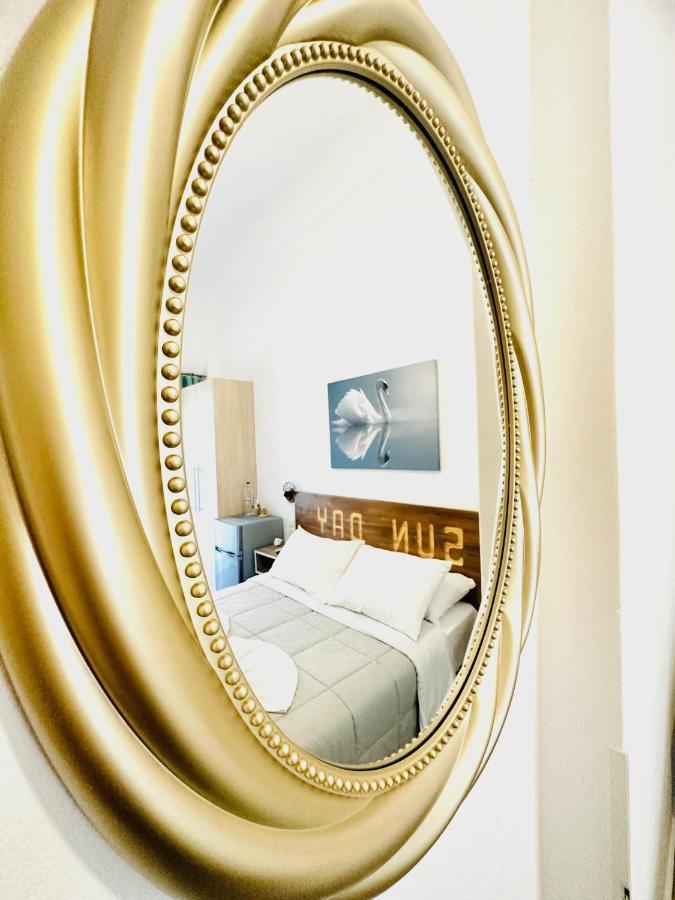 Sun Day Apartments Free Airport Shuttle Artemida  Esterno foto