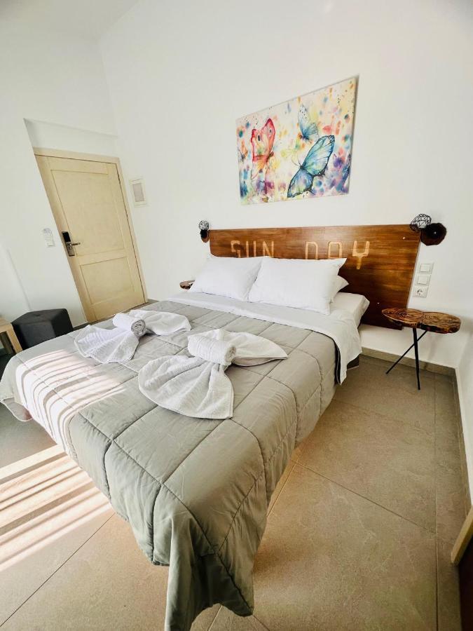 Sun Day Apartments Free Airport Shuttle Artemida  Esterno foto