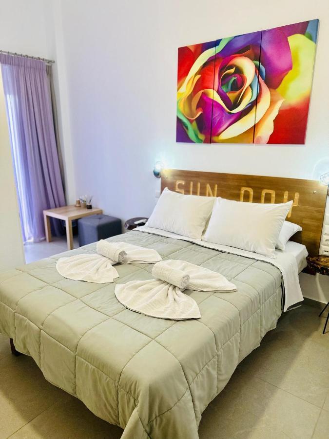 Sun Day Apartments Free Airport Shuttle Artemida  Esterno foto
