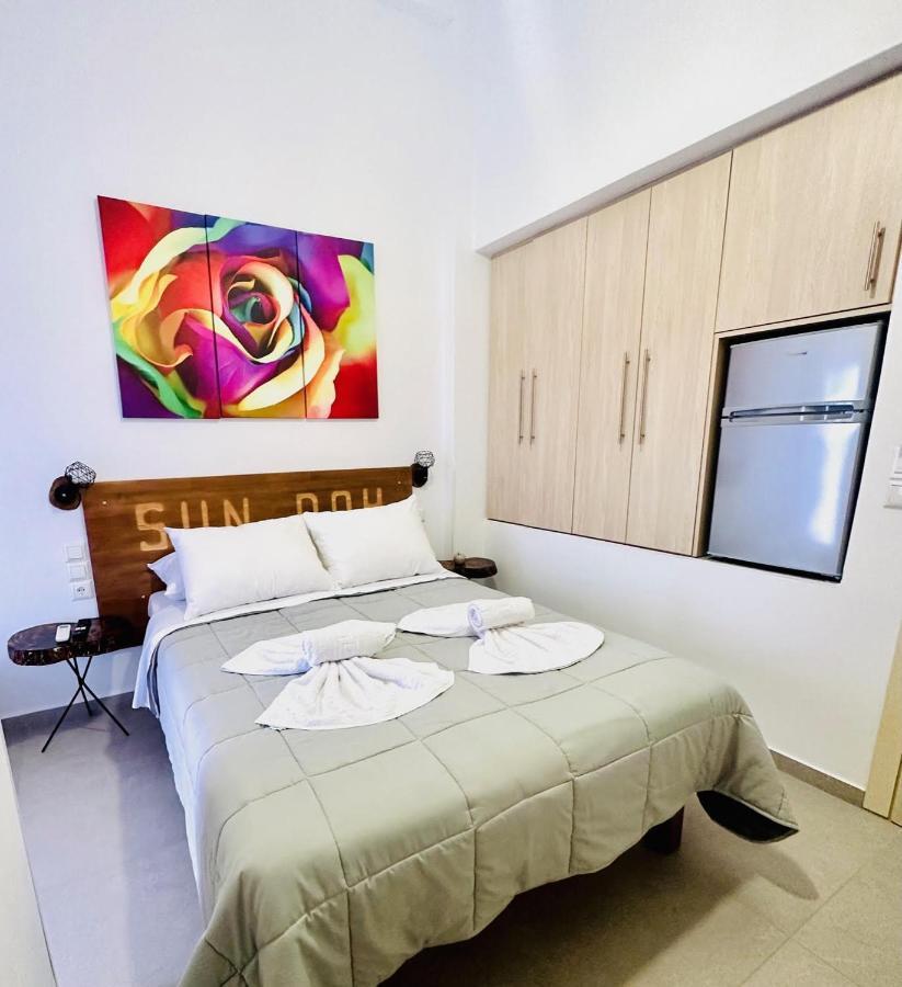 Sun Day Apartments Free Airport Shuttle Artemida  Esterno foto
