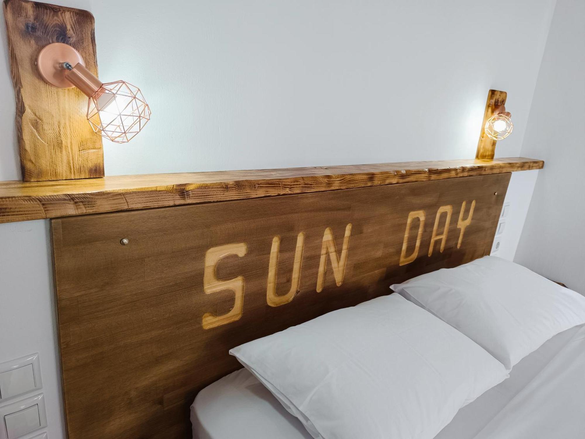 Sun Day Apartments Free Airport Shuttle Artemida  Esterno foto